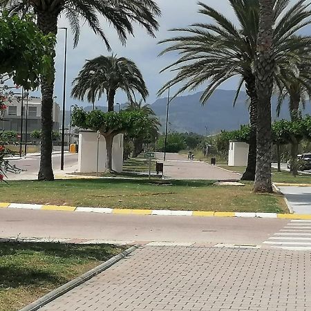 Apartamento con patio en Daimus niños y mascotas consultar Playa de Gandía Exterior foto
