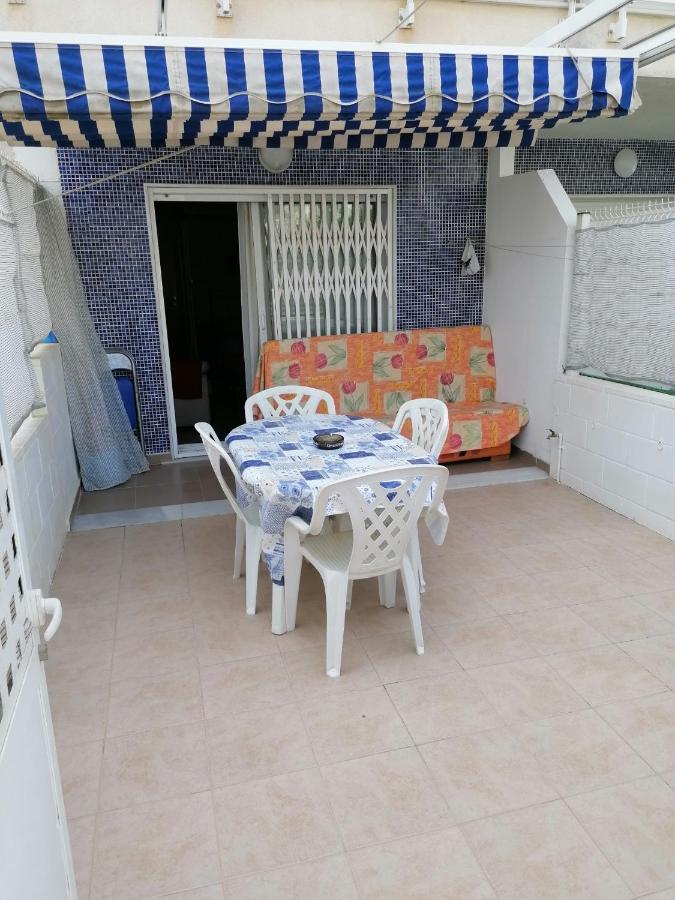 Apartamento con patio en Daimus niños y mascotas consultar Playa de Gandía Exterior foto